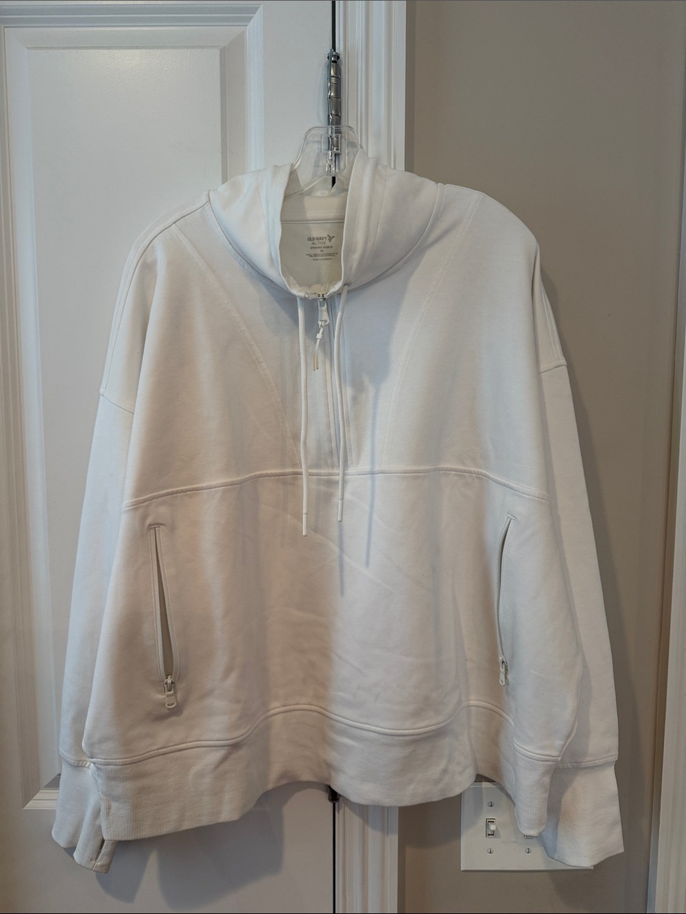 Old Navy Women's White Cowl Neck Pullover Sweatshirt